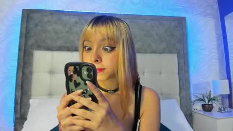 Snapshot of its_bibi chatting on September 30, 5:07 pm its_bibi online show from September 30, 5:07 pm