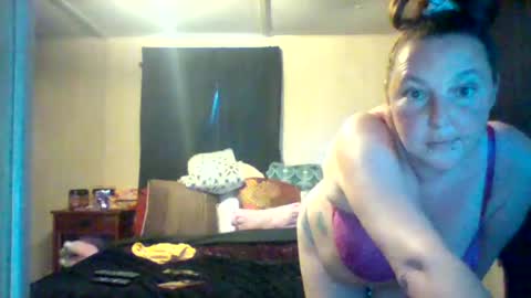 Snapshot of its_kimber chatting on May 6, 2:22 pm its kimber online show from May 6, 2:22 pm