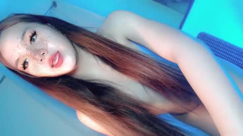 EZZIE online show from January 22, 11:12 am