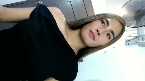 Snapshot of its_me_vanesa chatting on January 15, 11:26 am its_me_vanesa online show from January 15, 11:26 am