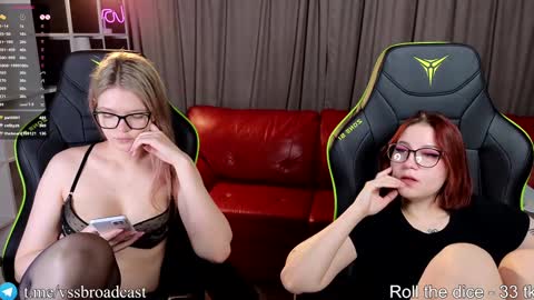 Snapshot of its_my_life__ chatting on December 4, 11:30 am Katana Kate - our tg channel  online show from December 4, 11:30 am