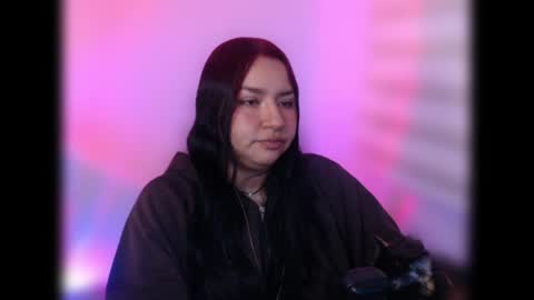 itsasa online show from May 2, 12:59 am