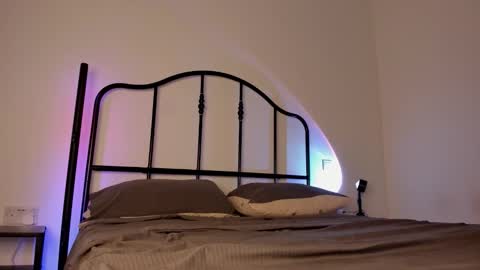 Isabella online show from September 13, 8:47 am