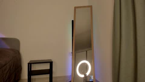 Isabella online show from February 17, 4:13 pm