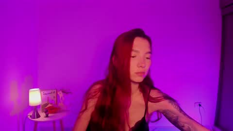 Snapshot of itscamill chatting on September 23, 1:30 am camill online show from September 23, 1:30 am