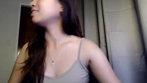 Snapshot of itscandygurl chatting on March 1, 4:44 pm Candy online show from March 1, 4:44 pm