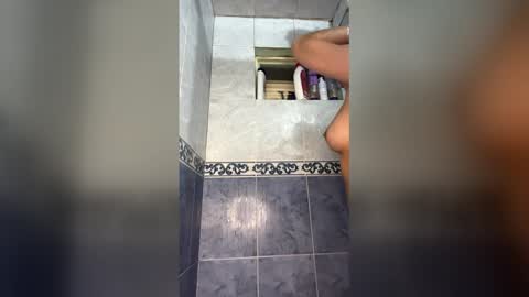 Gabby online show from April 12, 11:21 pm