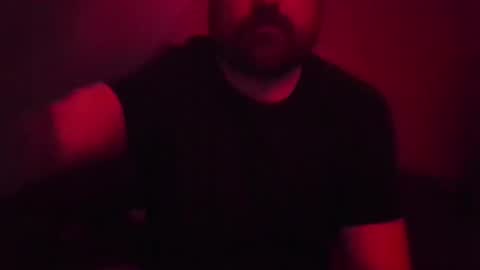itsjustavibeouthere online show from May 4, 6:09 am