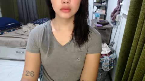 Snapshot of itsme_jo chatting on March 17, 10:07 am itsme_jo online show from March 17, 10:07 am