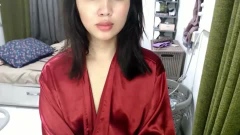 Snapshot of itsme_jo chatting on March 18, 7:28 pm itsme_jo online show from March 18, 7:28 pm