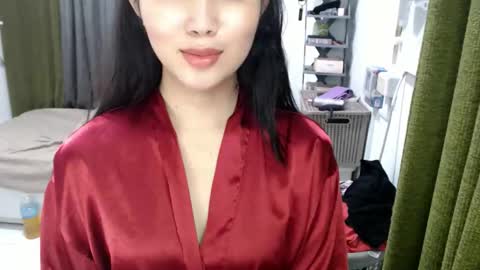 Snapshot of itsme_jo chatting on March 21, 11:48 am itsme_jo online show from March 21, 11:48 am