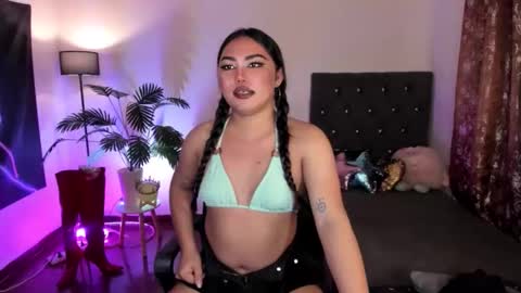 itsmemoiraa69 online show from March 14, 8:20 am