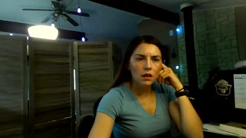 ItsMeSophie X online show from June 25, 4:33 pm