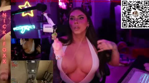 Snapshot of itsnickibabyy chatting on September 9, 4:45 am Nicki Foxx online show from September 9, 4:45 am