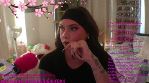 Nicki Foxx online show from August 8, 2:57 am