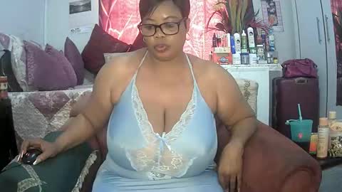 Snapshot of itumeleng74 chatting on January 14, 12:24 pm itumeleng74 online show from January 14, 12:24 pm