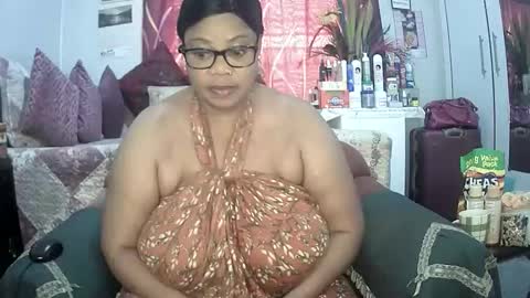 Snapshot of itumeleng74 chatting on January 15, 5:19 am itumeleng74 online show from January 15, 5:19 am