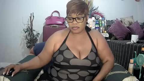 Snapshot of itumeleng74 chatting on January 21, 11:13 am itumeleng74 online show from January 21, 11:13 am