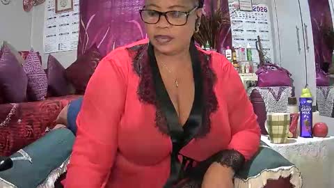 itumeleng74 online show from April 11, 5:45 am