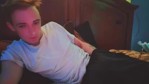 itzd123 online show from April 9, 4:56 pm