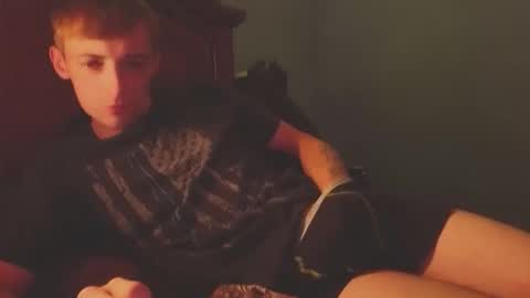 itzd123 online show from April 15, 7:58 pm