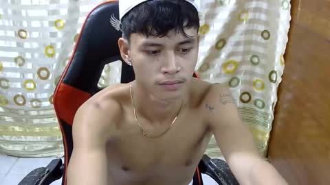 itzme_john online show from March 29, 10:04 am