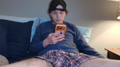 Snapshot of itzzk3nt chatting on April 25, 3:42 am itzzk3nt online show from April 25, 3:42 am
