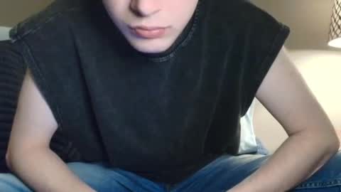 Snapshot of itzzk3nt chatting on April 28, 3:11 am itzzk3nt online show from April 28, 3:11 am