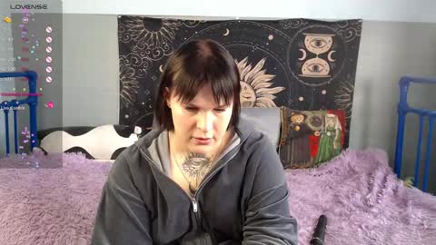 Sasha online show from March 6, 8:33 am