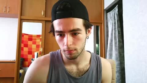 Snapshot of ivan_bybe chatting on May 12, 1:30 pm ivan_bybe online show from May 12, 1:30 pm