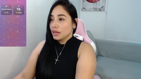 Snapshot of ivanacooper chatting on January 1, 8:56 am ivana online show from January 1, 8:56 am