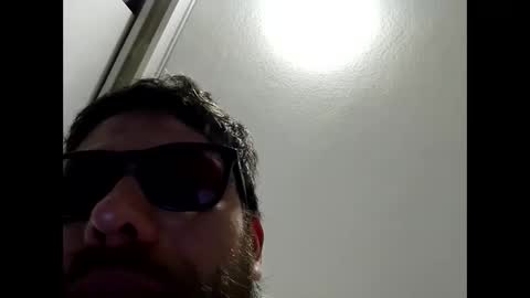 Snapshot of ivanchelon chatting on September 26, 1:53 am Vanchi online show from September 26, 1:53 am