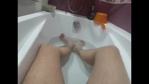 Snapshot of ivanes888 chatting on September 30, 5:18 pm Mickey online show from September 30, 5:18 pm