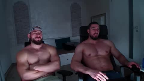 Snapshot of ivanhydee chatting on February 20, 5:59 am IvanHydee online show from February 20, 5:59 am