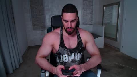 IvanHydee online show from March 31, 4:46 am