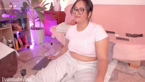 Ivannabreast online show from February 28, 11:34 pm