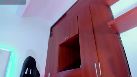 ivannapretyts online show from November 3, 4:19 pm