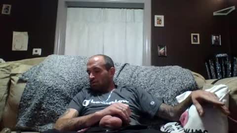 Snapshot of ivel_91 chatting on August 3, 2:43 am ivel_91 online show from August 3, 2:43 am