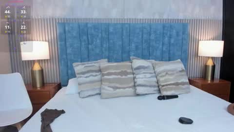 Valeria Sanders online show from March 12, 6:36 pm