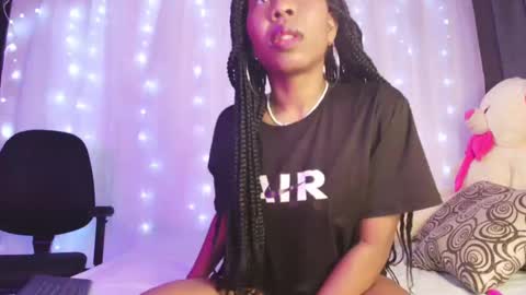  Ivon  Miss Jones  online show from March 10, 3:34 am