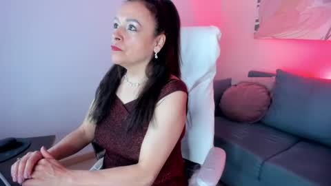 Snapshot of ivonne_4 chatting on June 11, 1:20 pm Ivonne online show from June 11, 1:20 pm