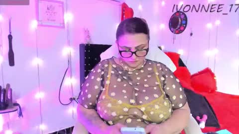 Ivonne online show from March 17, 2:38 am