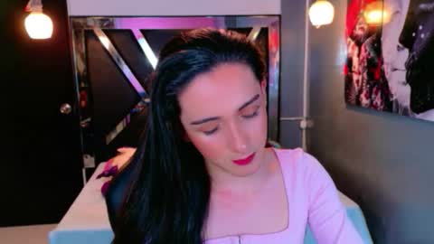 ivony giselle online show from March 9, 2:10 pm