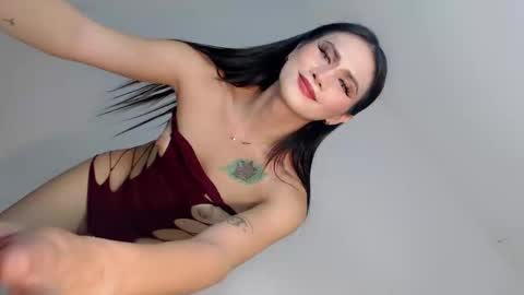 Snapshot of ivory_cat69 chatting on May 3, 1:17 pm Miss Ivory online show from May 3, 1:17 pm