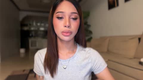 kirstenelsie online show from February 3, 2:53 am