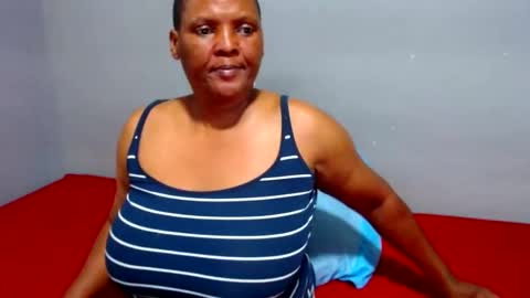 IVORYTITS48 online show from February 12, 4:33 pm