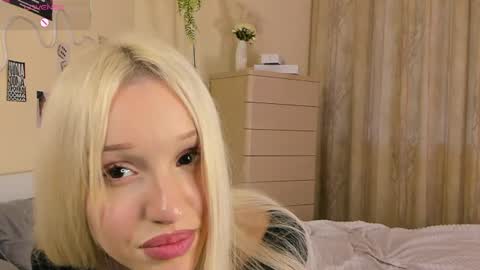 ivorytrace online show from April 2, 11:41 am