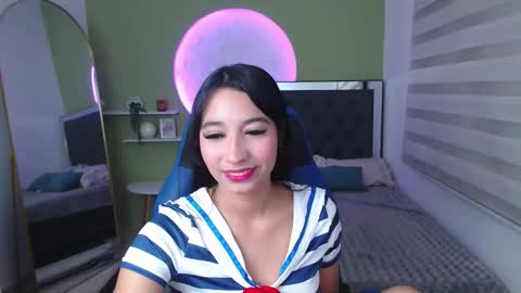 Snapshot of ivvoncute chatting on May 22, 1:46 am ivvoncute online show from May 22, 1:46 am