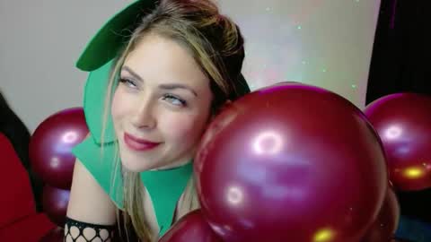 Diana Rojas  online show from October 26, 1:44 am