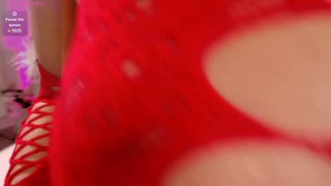 Snapshot of ivy_myaa chatting on December 23, 12:57 am Ivy Myaa online show from December 23, 12:57 am